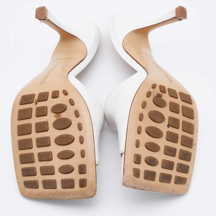 Pre Owned Bottega Veneta White Leather Stretch Square Toe Slide Sandals Size 38