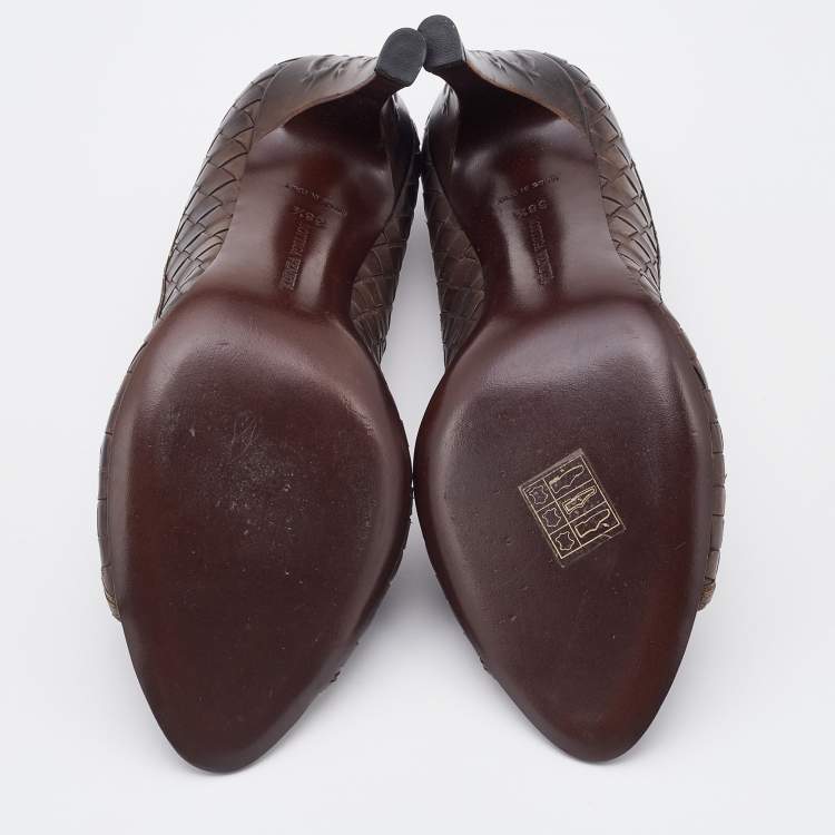 Pre Owned Bottega Veneta Dark Brown Intrecciato Leather Ankle Strap Pumps Size 38.5