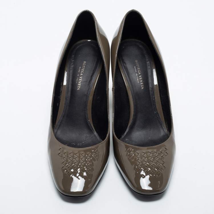 Pre Owned Bottega Veneta Olive Green Patent Leather Intrecciato Detail Block Heel Pumps Size 38.5