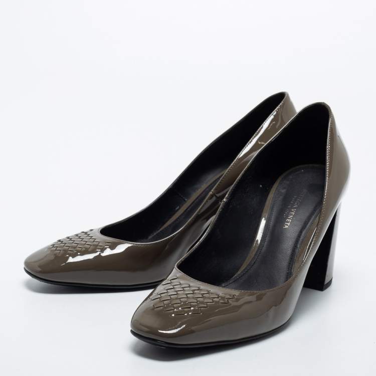 Pre Owned Bottega Veneta Olive Green Patent Leather Intrecciato Detail Block Heel Pumps Size 38.5