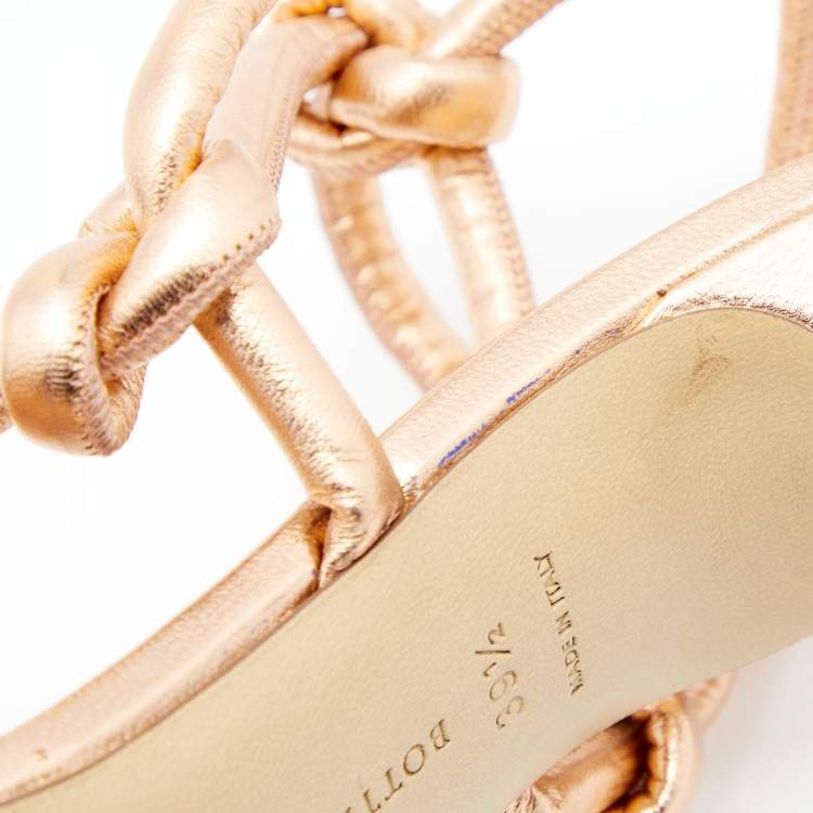 Pre Owned Bottega Veneta Metallic Rose Gold Leather Knot Sandals Size 39.5