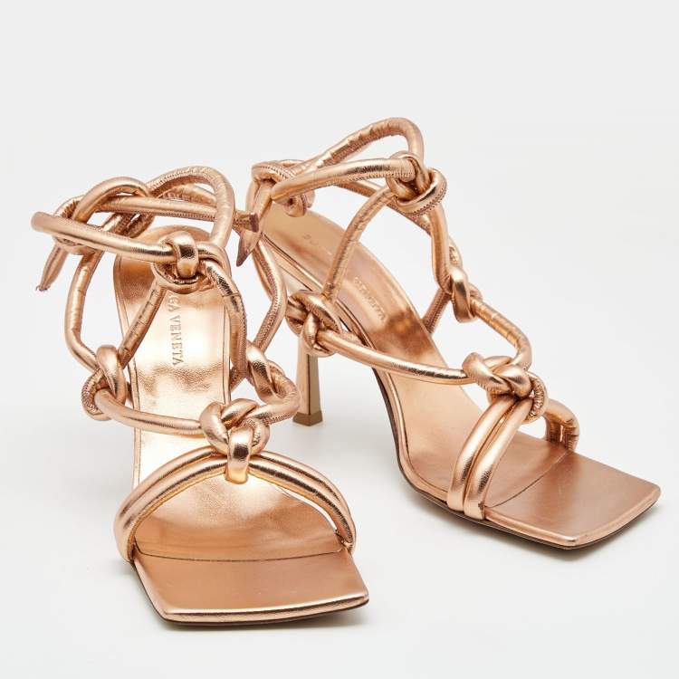 Pre Owned Bottega Veneta Metallic Rose Gold Leather Knot Sandals Size 39.5