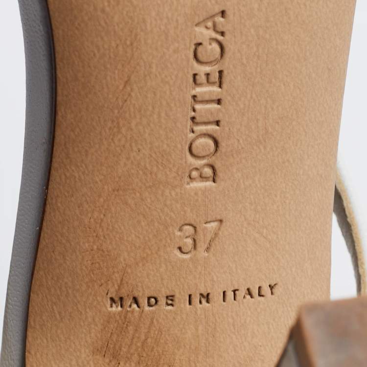 Pre Owned Bottega Veneta White Leather Thong Sandals Size 37