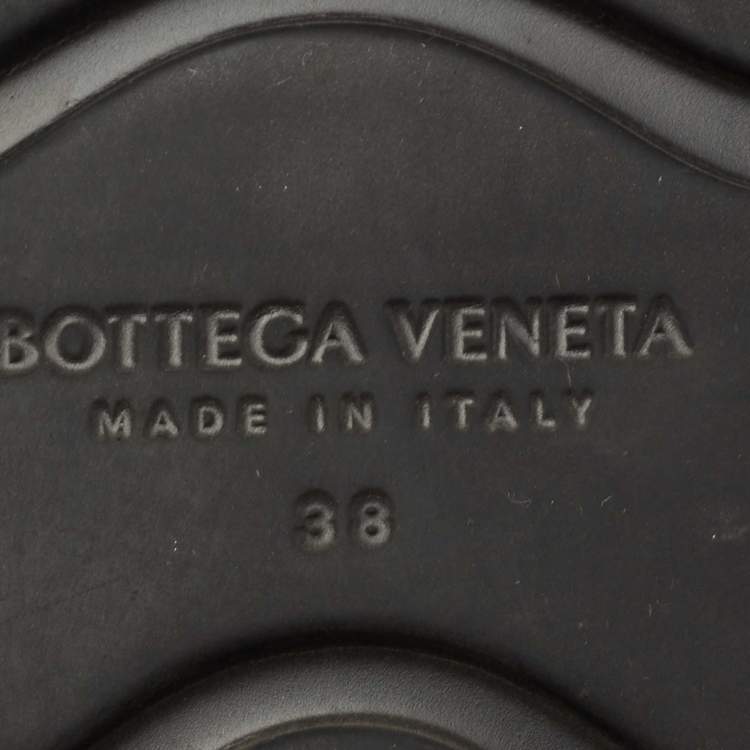 Pre Owned Bottega Veneta Black  Rubber and Fabric Lace Up Sneakers Size 38