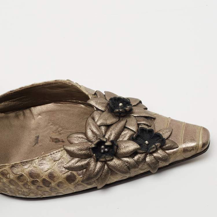Pre Owned Bottega Veneta Metallic Python Floral Applique Ankle Tie Pumps Size 38.5