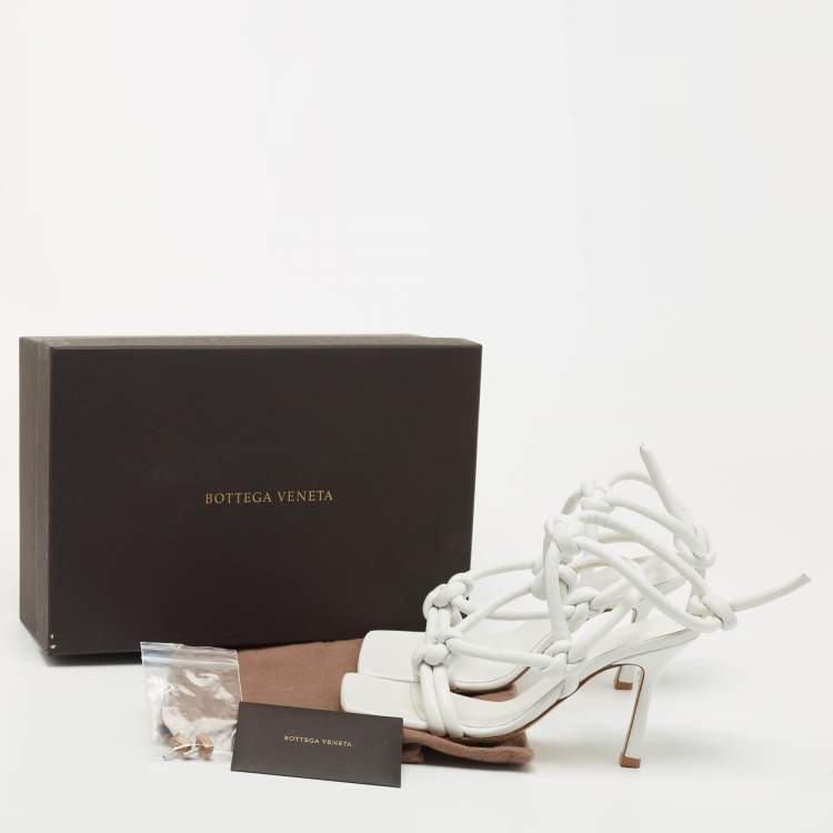Pre Owned Bottega Veneta White Leather Knotted Ankle Strap Sandals Size 37