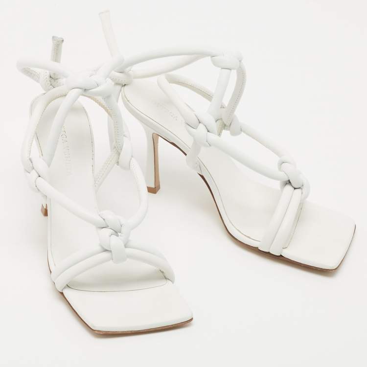 Pre Owned Bottega Veneta White Leather Knotted Ankle Strap Sandals Size 37