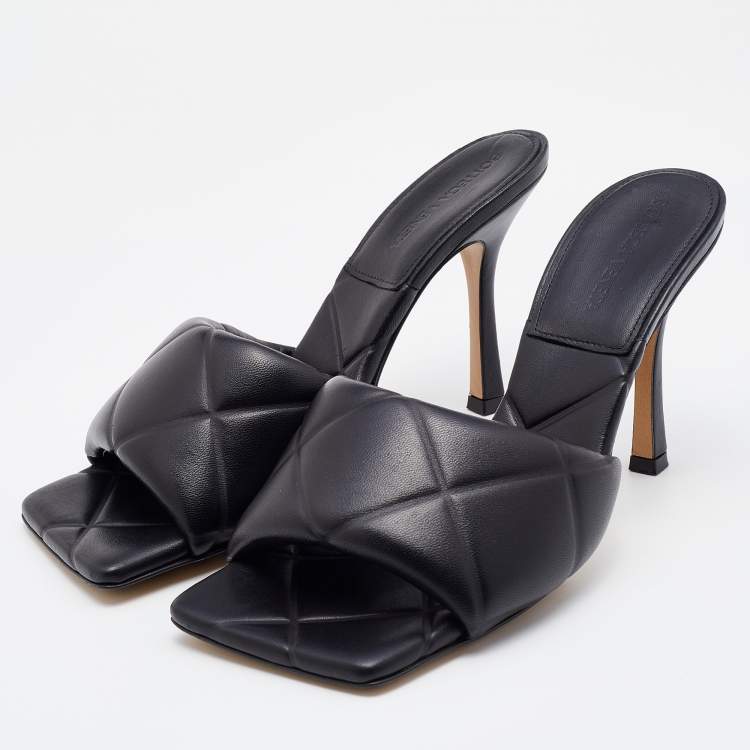 Pre Owned Bottega Veneta Black Leather Lido Slide Sandals Size 39.5