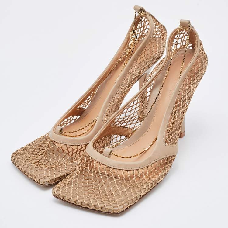 Pre Owned Bottega Veneta Beige Leather and Stretch Mesh Pumps Size 39