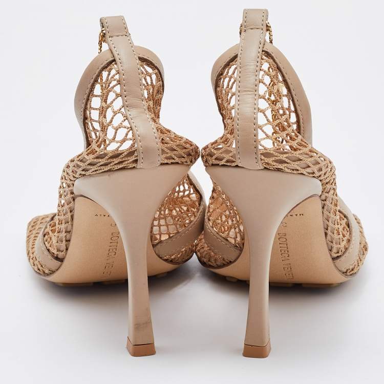 Pre Owned Bottega Veneta Beige Leather and Stretch Mesh Pumps Size 39
