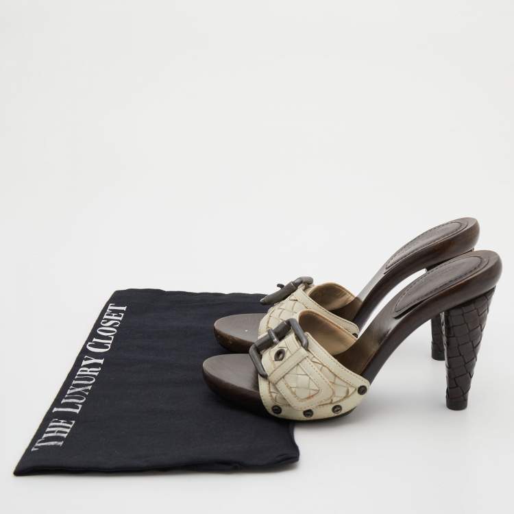 Pre Owned Bottega Veneta White Intrecciato Leather Buckle Detail Platform Slide Sandals Size 36
