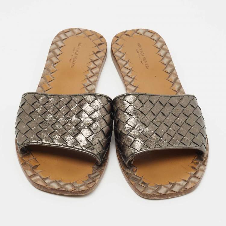 Pre Owned Bottega Veneta Metallic Intrecciato Leather Flat Slides Size 38