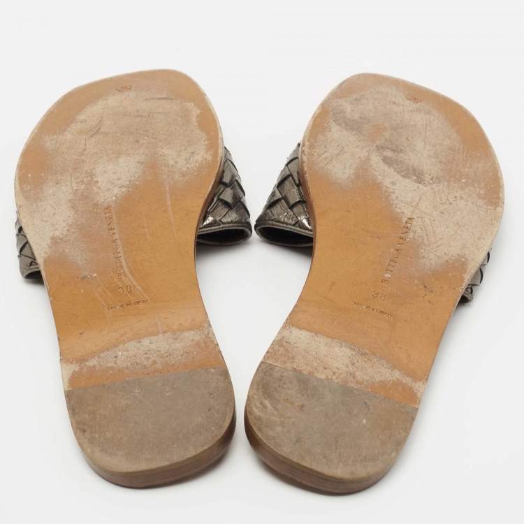 Pre Owned Bottega Veneta Metallic Intrecciato Leather Flat Slides Size 38