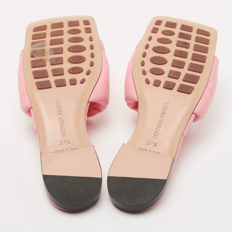 مملوكة مسبقًا Bottega Veneta Pink Leather Lido Slides Size 37.5