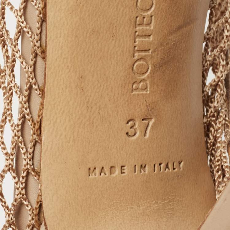 Pre Owned Bottega Veneta Beige Mesh and Leather Chain Stretch Pumps Size 37