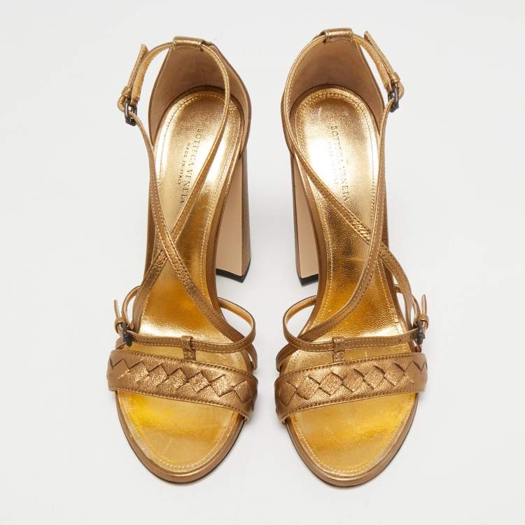Pre Owned Bottega Veneta Metallic Intrecciato Leather Block Heel Slingback Sandals Size 38