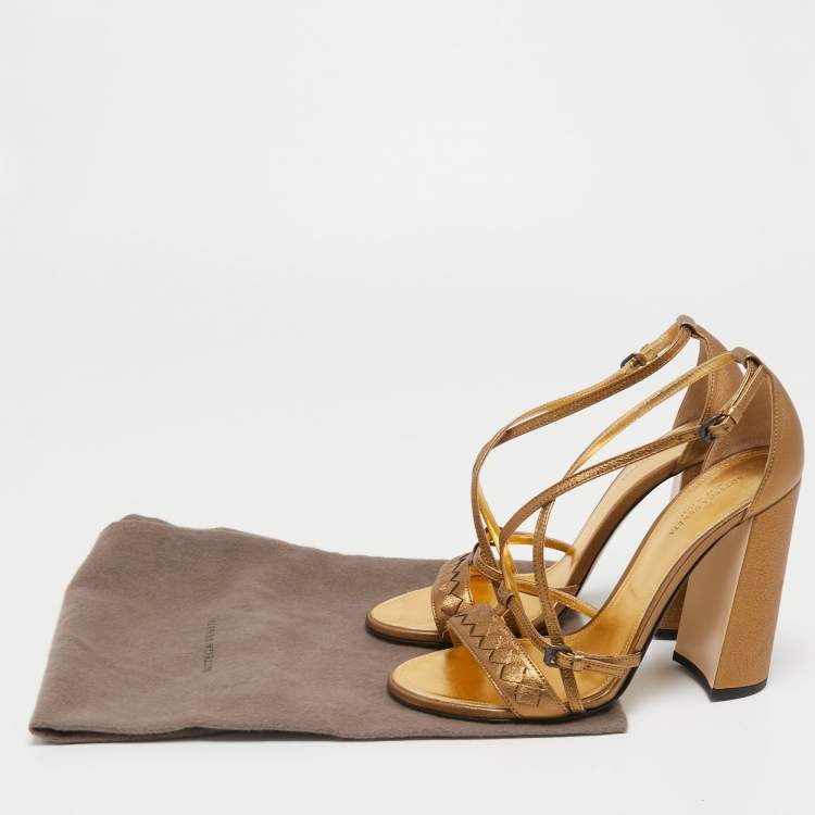 Pre Owned Bottega Veneta Metallic Intrecciato Leather Block Heel Slingback Sandals Size 38