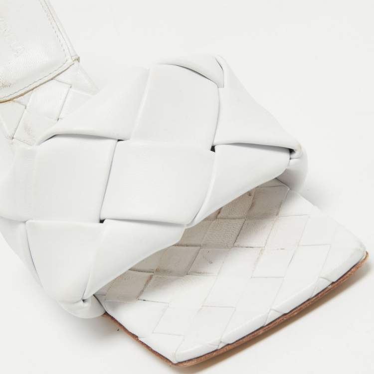Pre Owned Bottega Veneta White Leather Lido Slide Sandals Size 39