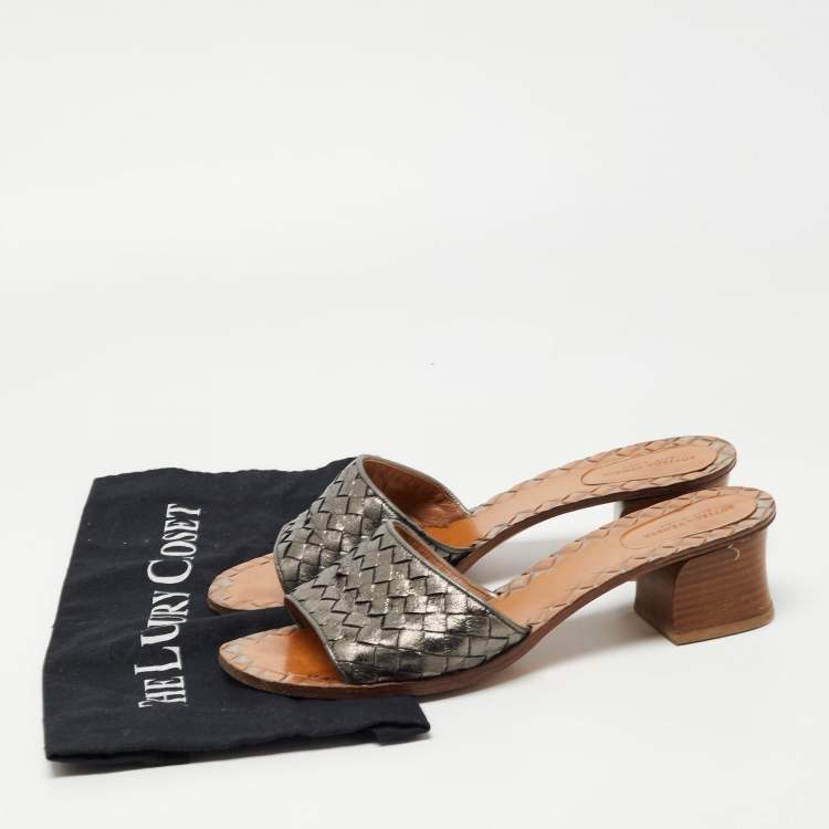 Pre Owned Bottega Veneta Metallic Grey Intrecciato Leather Ravello Slide Sandals Size 40