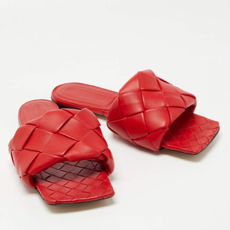 Pre Owned Bottega Veneta Red Intrecciato Leather Lido Slide Flats Size 40
