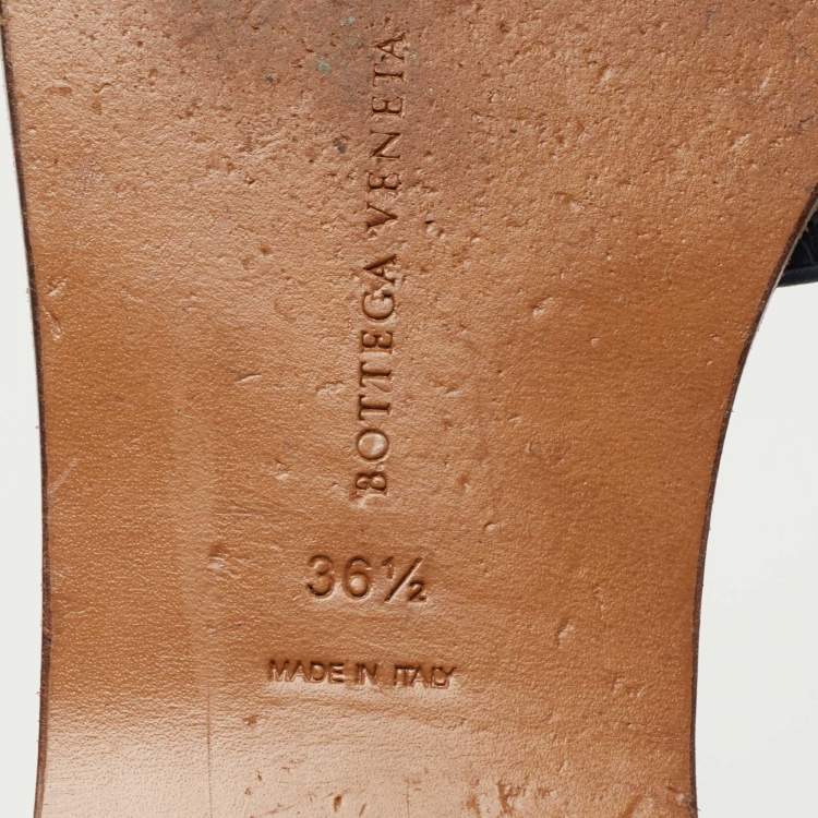 Pre Owned Bottega Veneta Blue leather Intrecciato Slides Flats Size 36.5