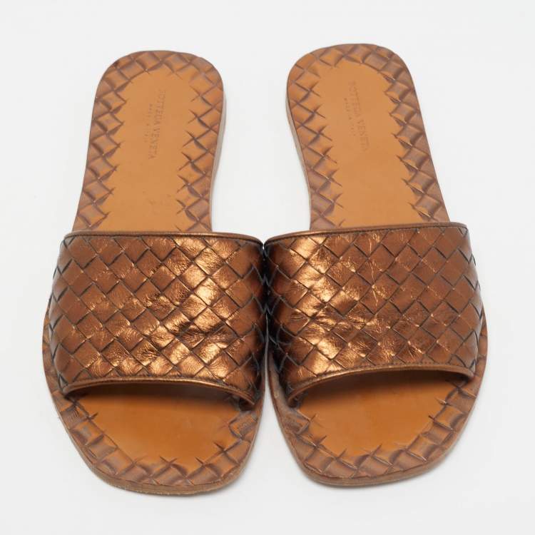 Pre Owned Bottega Veneta Metallic Intrecciato Leather Flat Slides Size 37