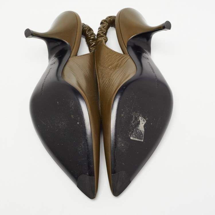 Pre Owned Bottega Veneta Olive Green Leather Slingback Pumps Size 37.5
