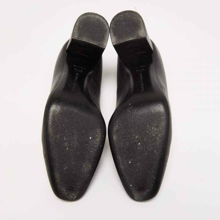 Pre Owned Bottega Veneta Black Leather Block Heel  Pumps Size 37.5