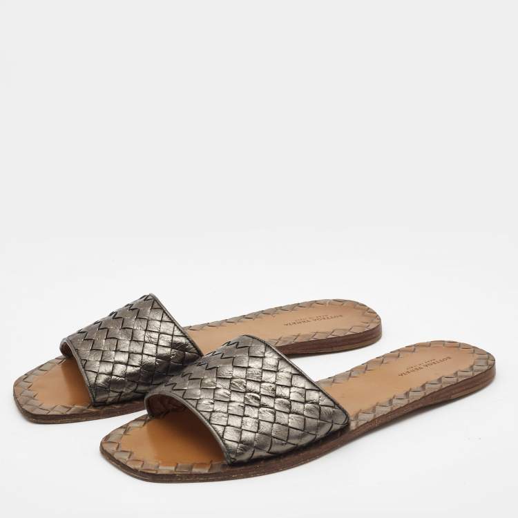 Pre Owned Bottega Veneta Metallic Leather Flat Slide Size 41