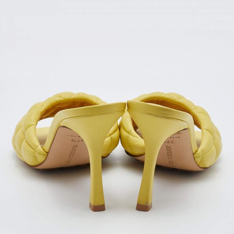 Pre Owned Bottega Veneta Yellow Leather Lido Slide Sandals Size 37.5