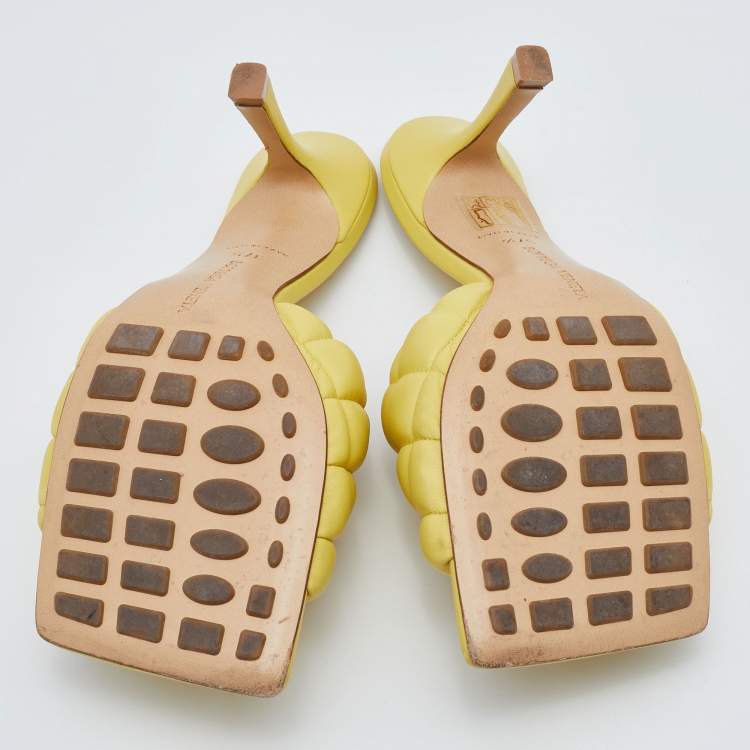 Pre Owned Bottega Veneta Yellow Leather Lido Slide Sandals Size 37.5