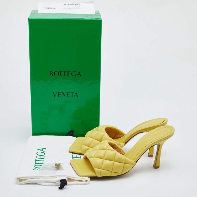 Pre Owned Bottega Veneta Yellow Leather Lido Slide Sandals Size 37.5