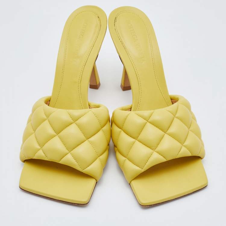 Pre Owned Bottega Veneta Yellow Leather Lido Slide Sandals Size 37.5