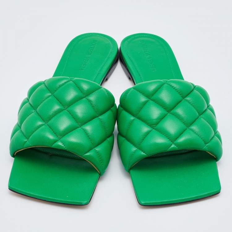 Pre Owned Bottega Veneta Green Leather Lido Flat Slides Size 38