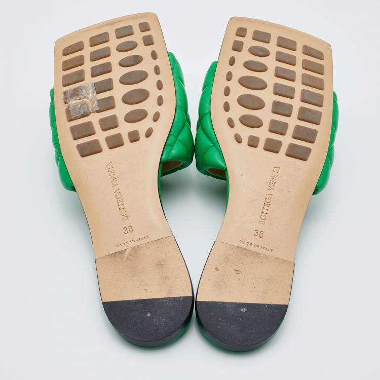 Pre Owned Bottega Veneta Green Leather Lido Flat Slides Size 38