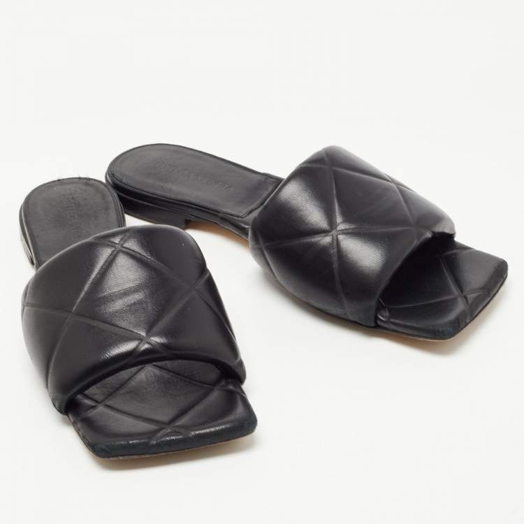 Pre Owned Bottega Veneta Black Quilted Leather Flat Slides Size 38