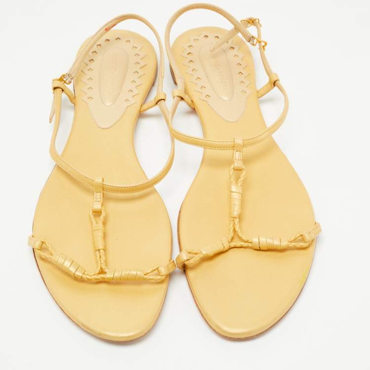 Pre Owned Bottega Veneta Light Yellow Leather Ankle Strap Flat Sandals Size 39.5
