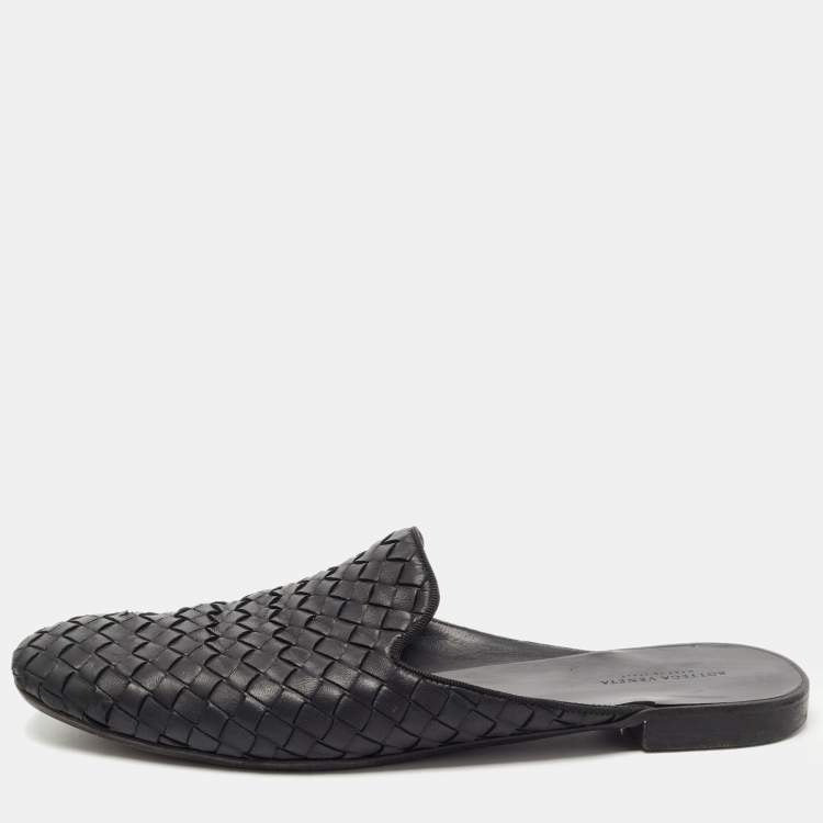 مملوكة مسبقًا Bottega Veneta Black Intrecciato Leather Fiandra Flat Mules Size 39.5