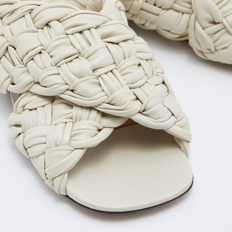 Pre Owned Bottega Veneta Beige Nappa Intrecciato Leather The Board Flat Slides Size 39