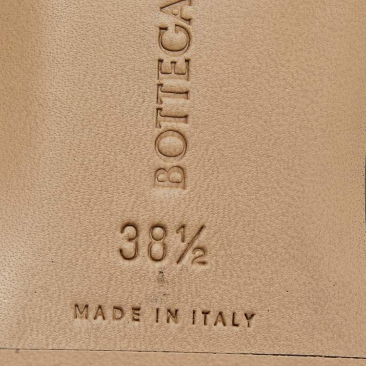 Pre Owned Bottega Veneta Gold Quilted Leather Lido Flat Slides Size 38.5