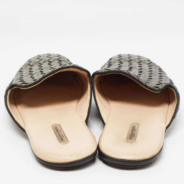 Pre Owned Bottega Veneta Metallic Bronze Leather Intrecciato Mules 39