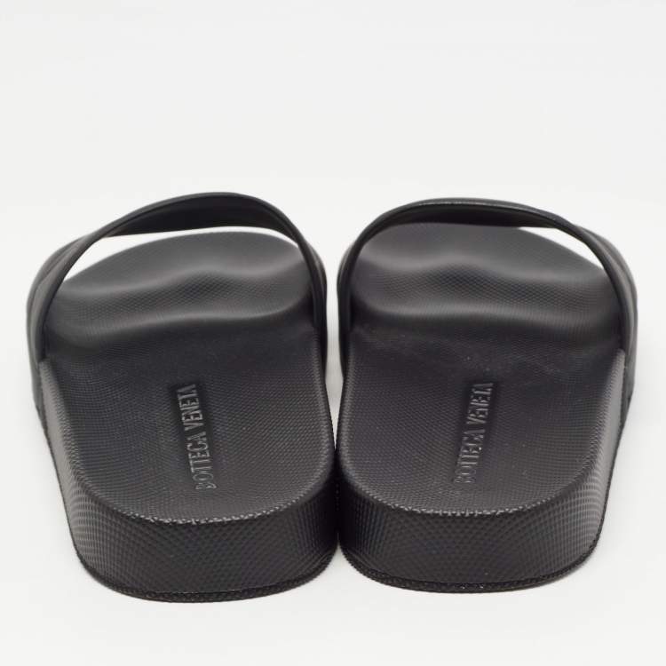 Pre Owned Bottega Veneta Black Quilted Rubber Pool Slides Size 38