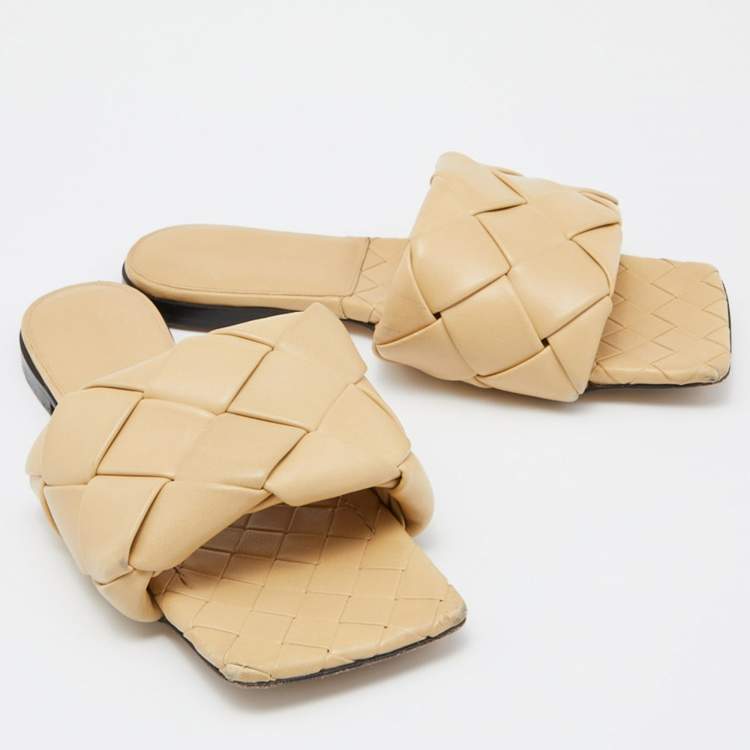 Pre Owned Bottega Veneta Beige Intrecciato Leather Lido Flat Slides Size 38 