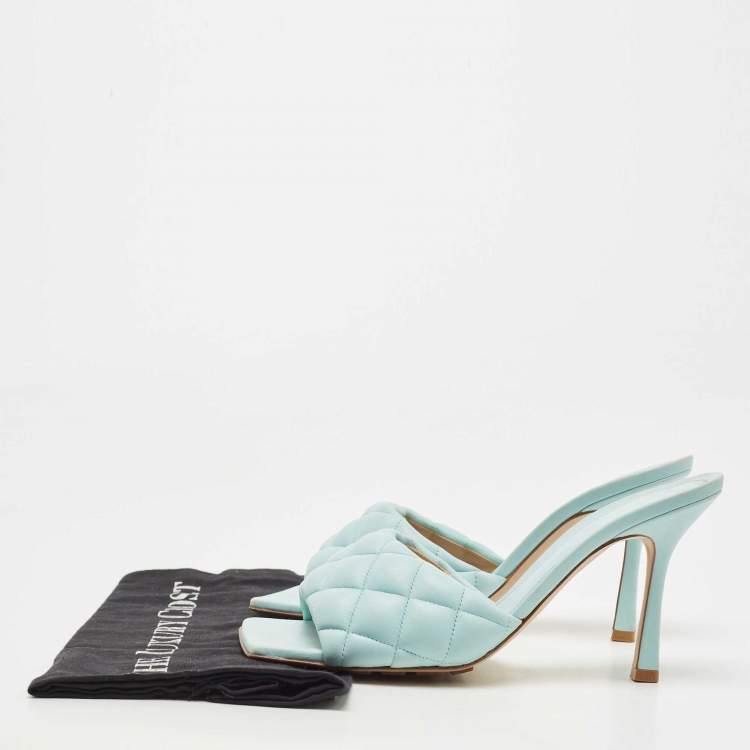 Pre Owned Bottega Veneta Blue Quilted Leather Lido Slide Sandals Size 39