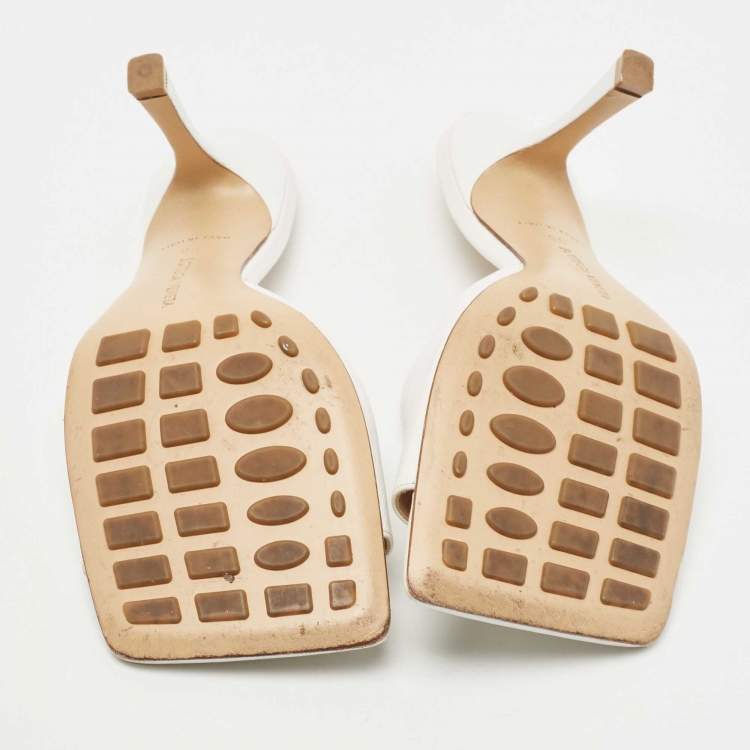 Pre Owned Bottega Veneta White Leather Square Toe Slides Size 38  