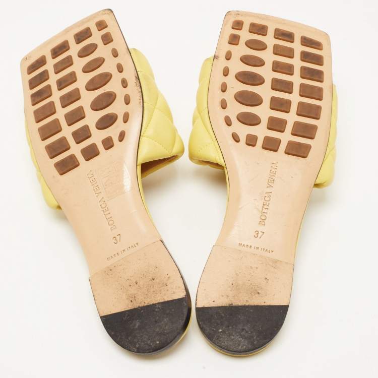 Pre Owned Bottega Veneta Yellow Quilted Leather Lido Flat Slides Size 37