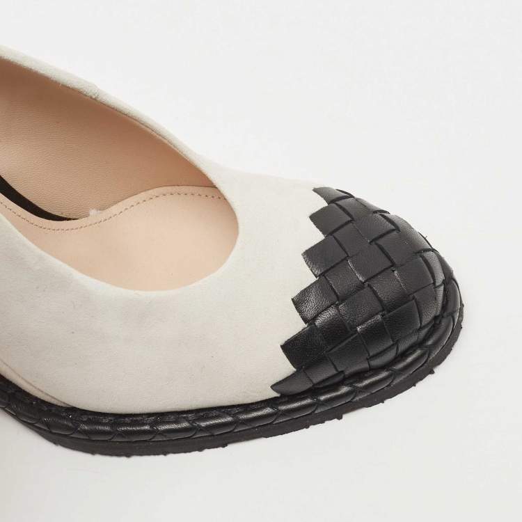 Pre Owned Bottega Veneta White/Black Leather and Suede Slingback Wedge Pumps Size 37