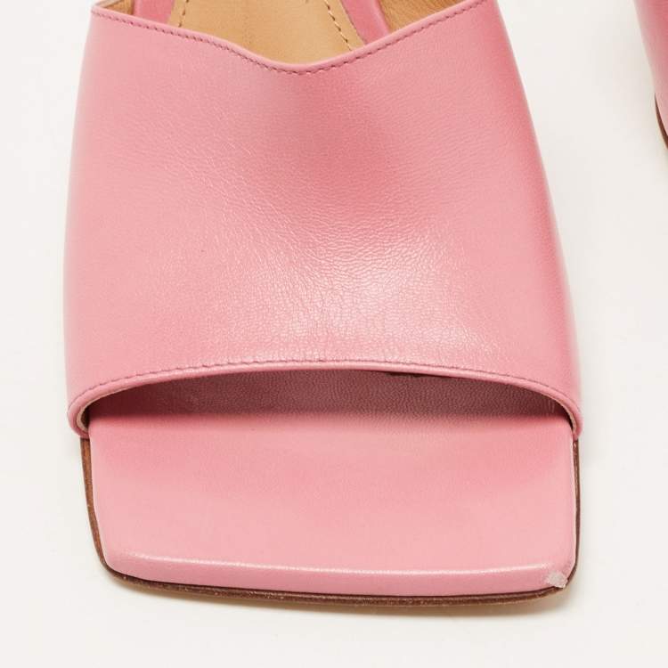 مملوكة مسبقًا Bottega Veneta Pink Leather Stretch Square Toe Flat Slides Size 39 