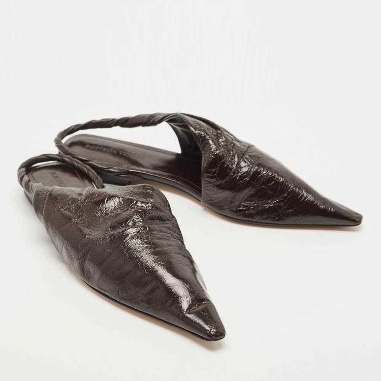 مملوكة مسبقًا Bottega Veneta Dark Brown Leather Pointed Toe Slingback Flats Size 38