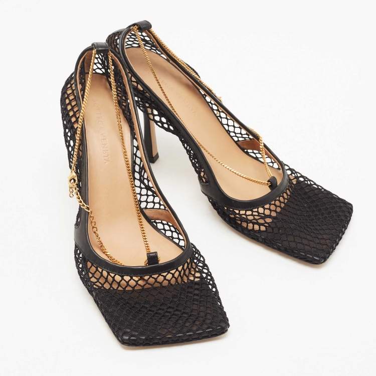 Pre Owned Bottega Veneta Black Mesh and Leather Stretch Pumps Size 40
